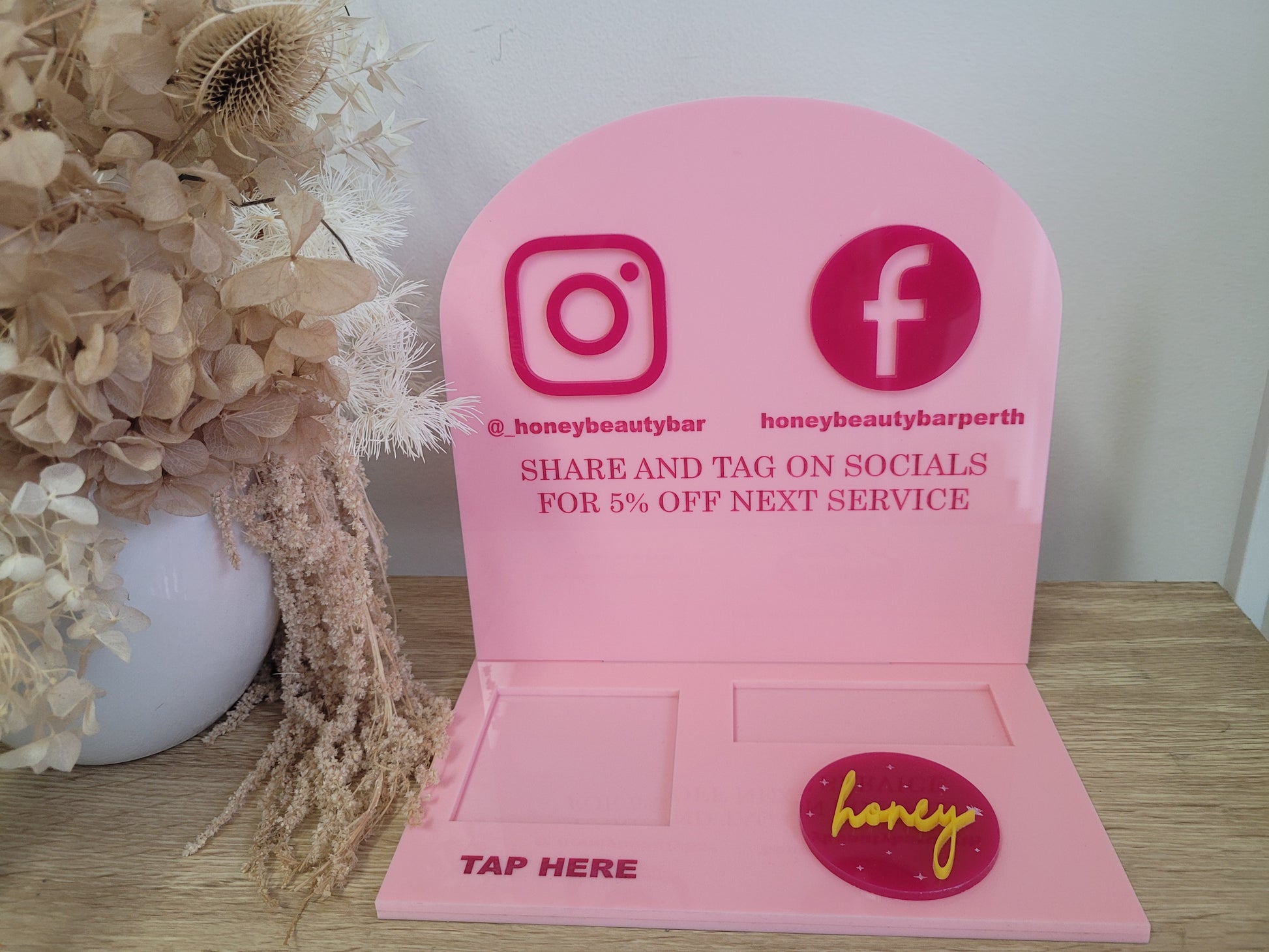 Social Square Reader Display by Gently Made